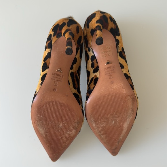 SCHUTZ LEOPARD/ ANIMAL PRINT PUMPS 7 - Picture 4 of 4